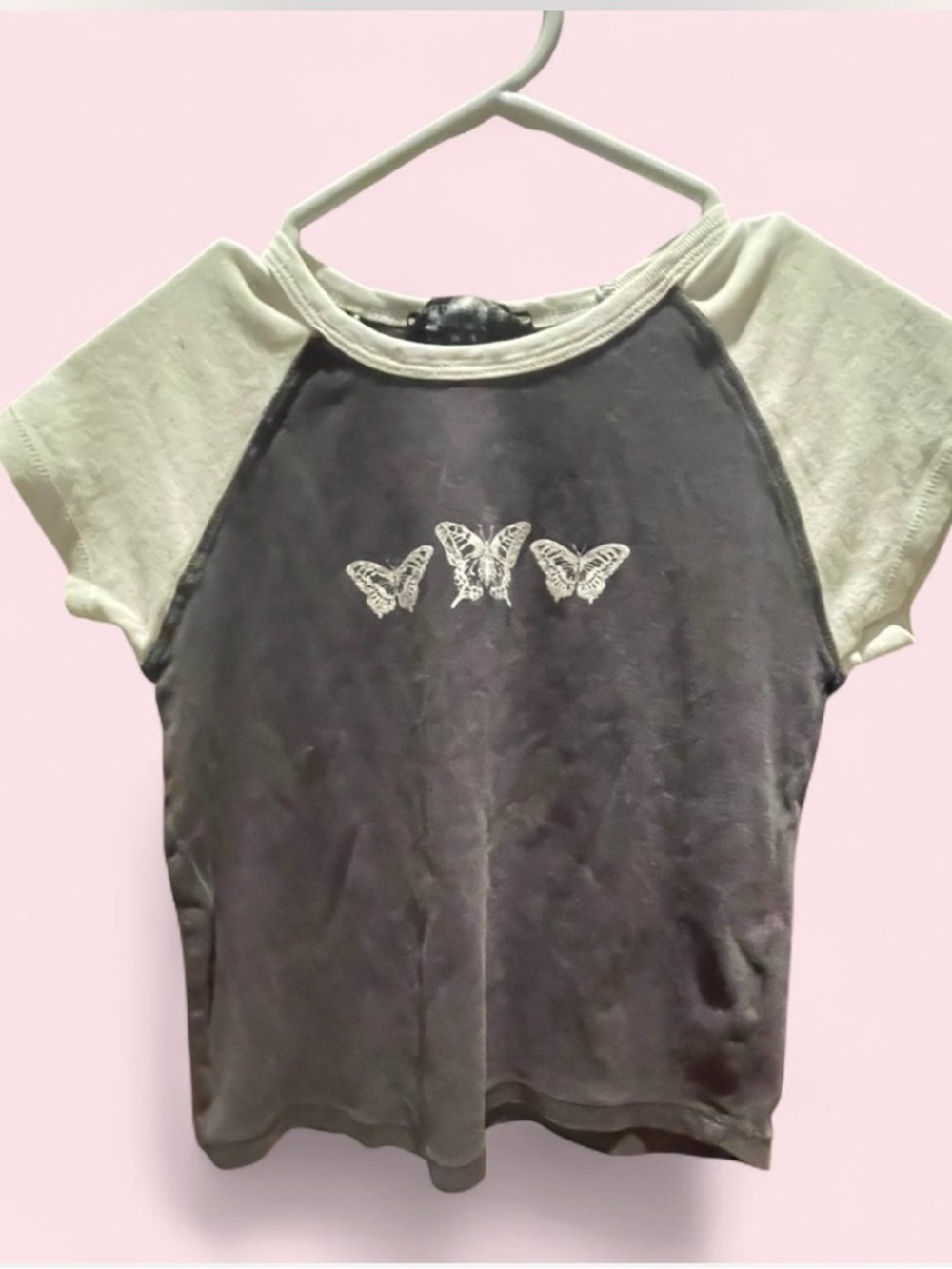 Streetwear Society Raglan Tee with Butterfly Motif - Beige/Brown in size S